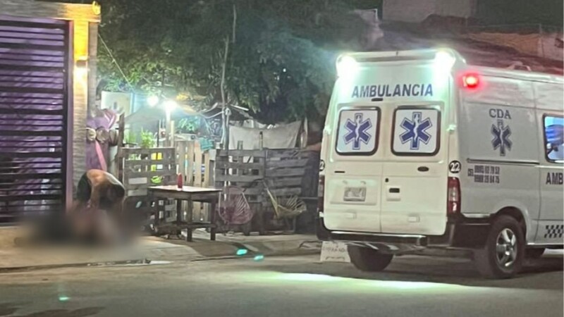 Hallan hombre muerto en punto de venta de drogas en Villas del Mar