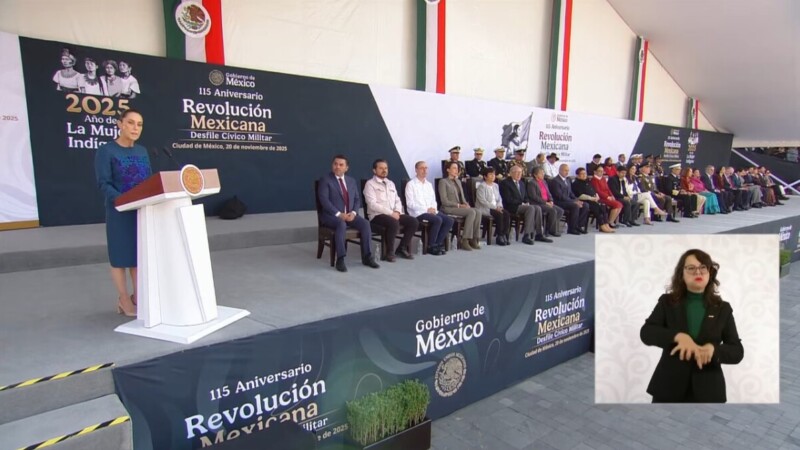 Sheinbaum encabeza desfile de la Revolución Mexicana