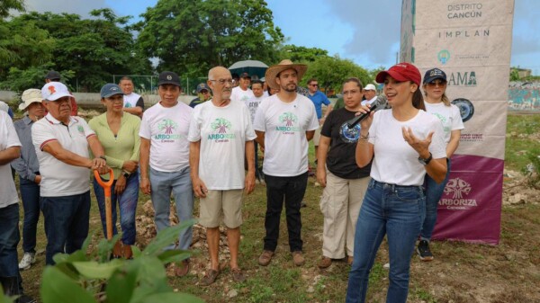 Lidera Ana Paty Peralta 12ª Edición del Programa de Arborización Urbana Municipal 2025-2027