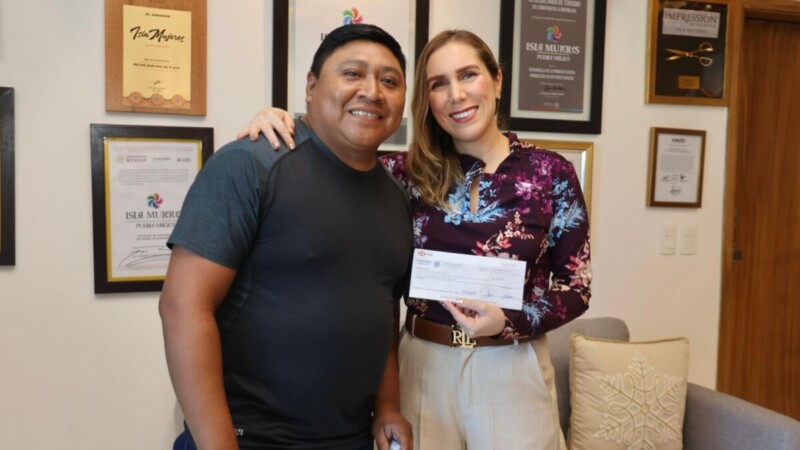 Atenea Gómez Ricalde refuerza atención ciudadana con nueva jornada del “Miércoles con la Gente” en el Día del Pueblo