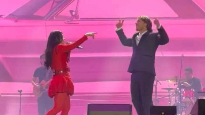 Belanova y Aldo de Nigris