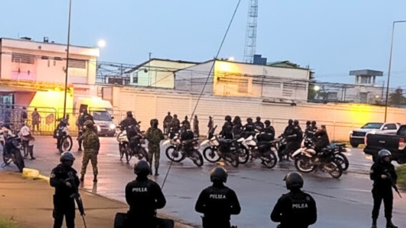 Enfrentamiento en una cárcel de Ecuador deja 4 muertos y más de 40 heridos