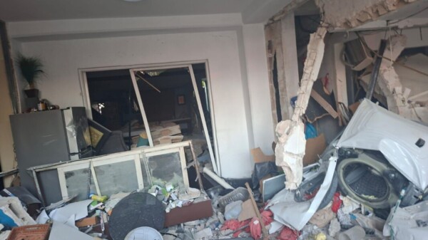 Fuga de gas provoca explosión en vivienda de Sm 51