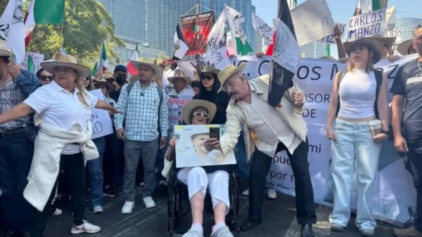 Generación Z arranca su marcha en la CDMX