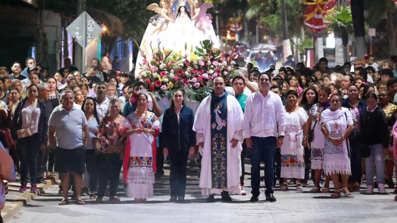 Isla Mujeres celebra con fe y devoción el inicio de las Fiestas Patronales en honor a la Virgen de la Inmaculada Concepción