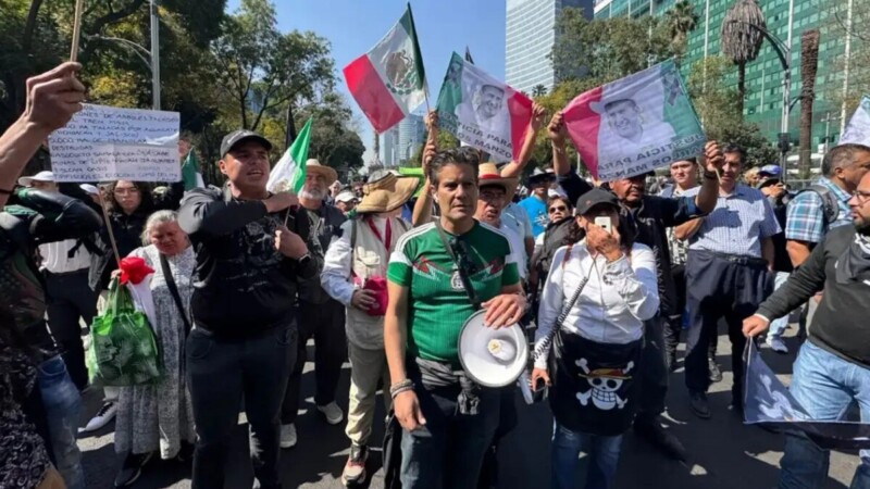 Fracasa marcha de la llamada generación Z