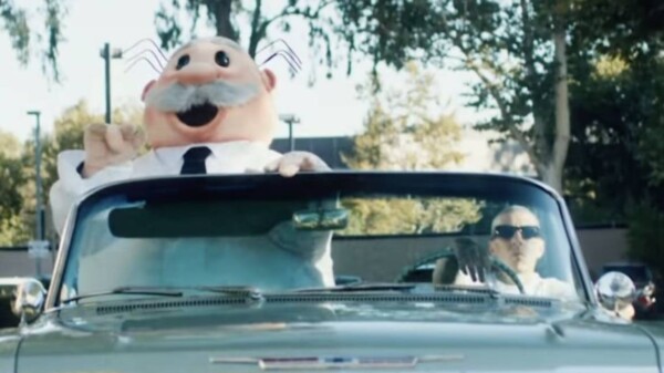 Travis Barker y Farmacias Similares lanzan colaboración con Barker Wellness en México