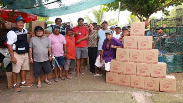 Atenea Gómez Ricalde continúa impulsando el sector pesquero en Isla Mujeres