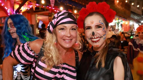 Festival Luz y Vida “Entre Vivos y Muertos” consolida tradición e incrementa la afluencia turística en Isla Mujeres