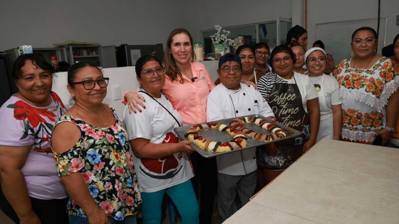 Atenea Gómez Ricalde continúa impulsando la autonomía económica de las mujeres con nuevos cursos de capacitación