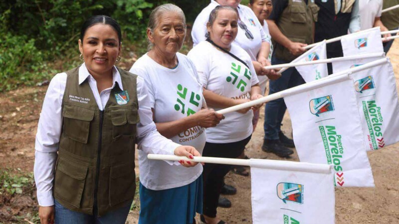 Pone en marcha Blanca Merari pavimentación de la calle del cementerio nuevo en Leona Vicario