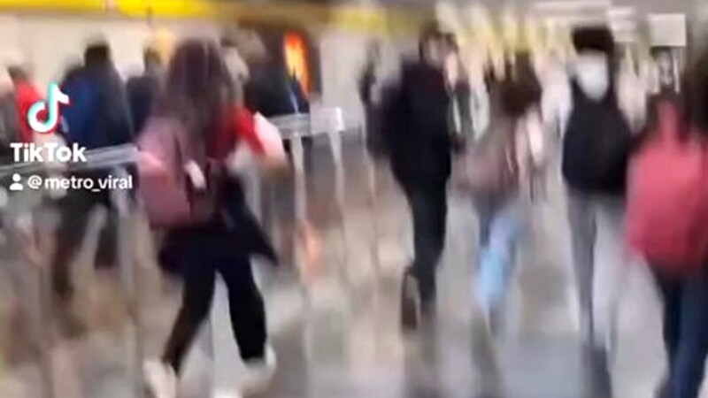 Explosiones en estación del Metro de la CDMX causa estampida y pánico