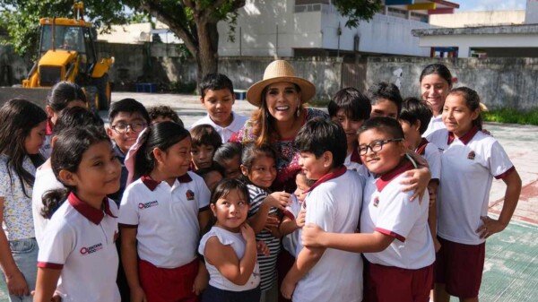 Anuncia Mara Lezama paquete de 15 domos en Cozumel para cuidar la salud y el bienestar de estudiantes