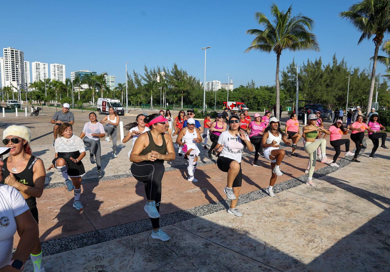 CONTINÚA ANA PATY PERALTA FOMENTANDO LA CONVIVENCIA FAMILIAR EN “PASEO CANCUNENSE”