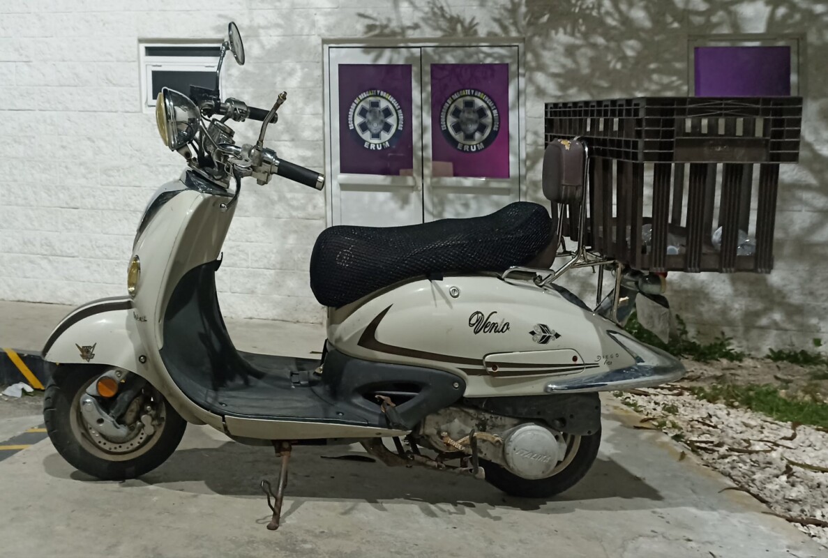 Detenido cuando transitaba en una motocicleta con reporte de robo; esta es la unidad en posesión de Juan N., de 35años.
