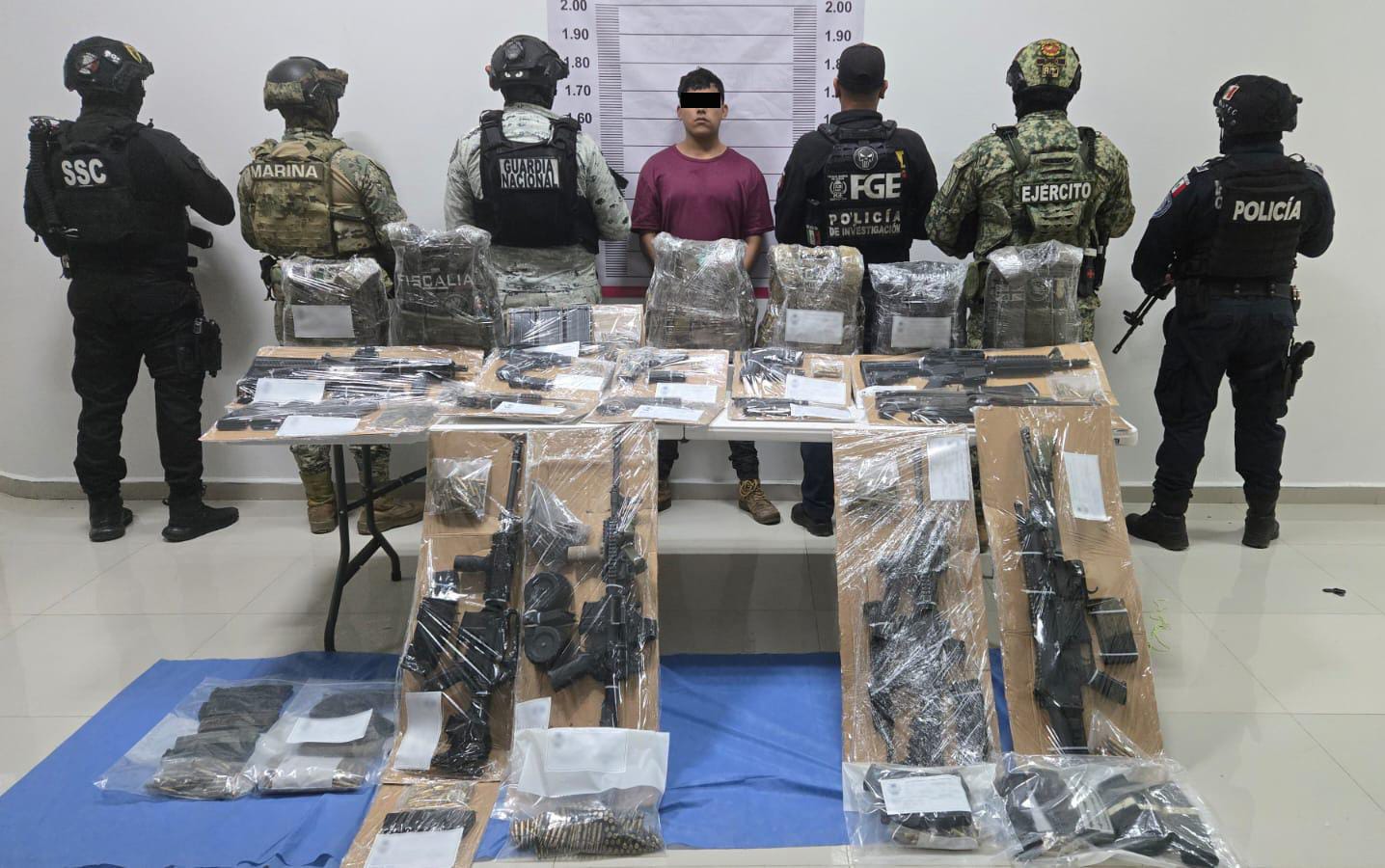 Abaten autoridades en enfrentamiento a líder de cártel en Felipe Carrillo Puerto; en operativo detienen a sicario y aseguran poderoso arsenal