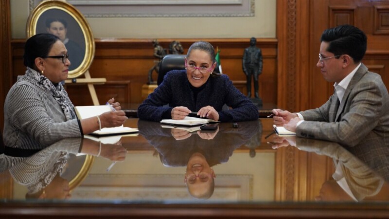 Sheinbaum invita al Papa León XIV a venir a México