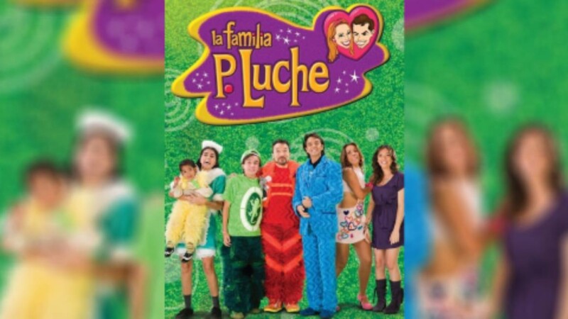 Eugenio Derbez juega con fans de La Familia P. Luche