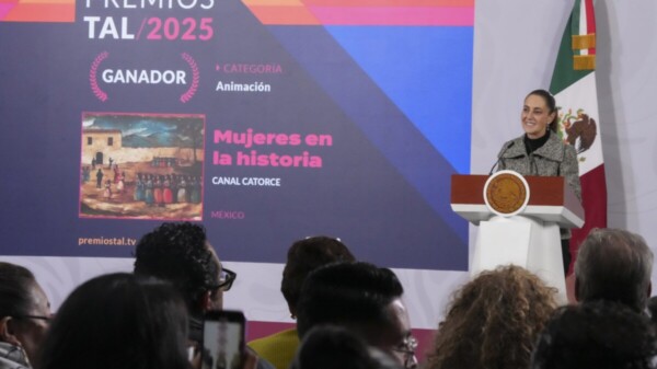 Celebra Sheinbaum premios TAL 2025 a Canal 14 y TV Migrante
