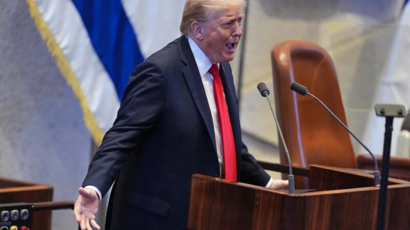 Trump insiste en atacar a cárteles del narco en México