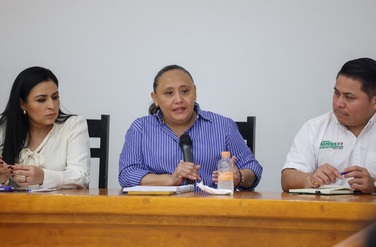 Coordinada por la Secretaría de Gobierno, que encabeza Cristina Torres Gómez, se realizó una reunión de coordinación institucional con dependencias de los tres órdenes de Gobierno y las directivas ejidales de Leona Vicario y Puerto Morelos.