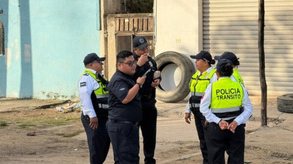 Ataque armado contra policías municipales de Isla Mujeres en Zona Continental (VIDEO)