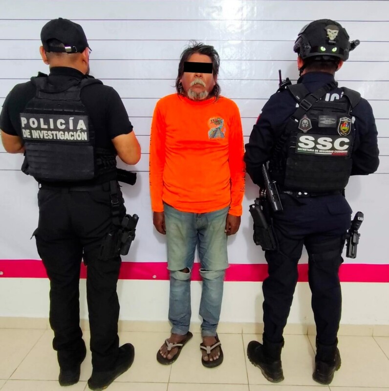 Detienen al presunto responsable de provocar incendio en palapas de Mahahual; Miguel Ángel “N” es acusado del delito de daños dolosos.