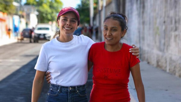Ana Paty Peralta transforma la calle 36 de la Supermanzana 103