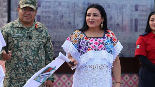 Da Blanca Merari banderazo al operativo vacacional de invierno temporada 2025-2026