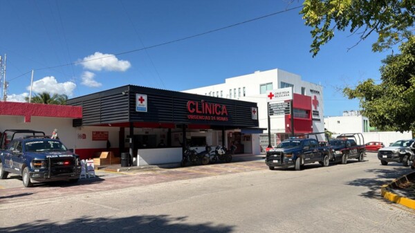 Sujeto escapa de casa de seguridad en Cancún y pide auxilio en la Cruz Roja (VIDEO)