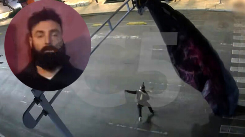 Paracaidista gringo queda enganchado en semáforo en pleno centro de la CDMX