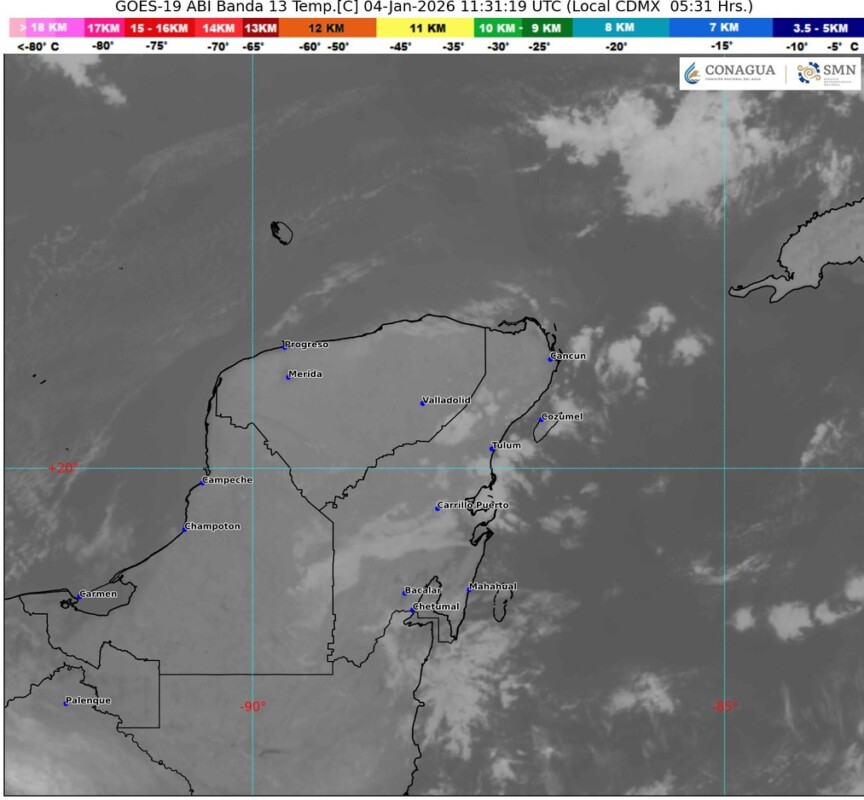 Pronóstico del clima para hoy domingo 4 de enero 2026 en Quintana Roo; cielo medio nublado y lluvias aisladas en zonas del estado.