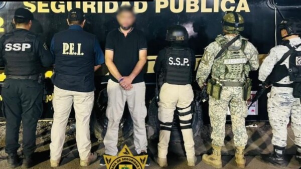 Capturan en Yucatán a prófugo de la justicia en Nuevo León por robo con violencia y privación de la libertad