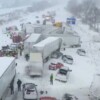 Carambola de 100 vehículos en una carretera congelada de Estados Unidos