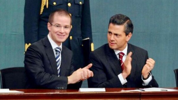 Recuerda CSP a Anaya que huyó de México y regresa por fuero