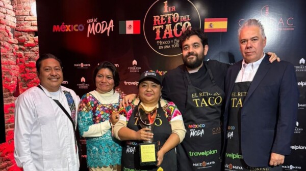 Gana cocinera de FCP el Primer Reto del Taco en la Fitur 2026