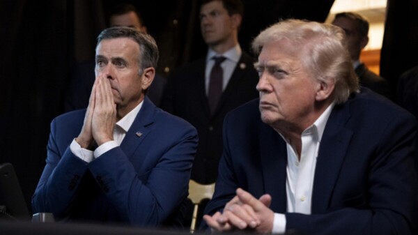 “Yo soy un dictador, a veces se necesita”, admite Trump en Davos