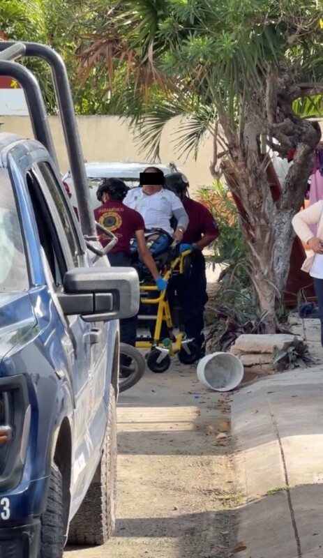 Intentan ejecutar a un sujeto en Villas del Mar 3; en el ataque una enfermera resultó herida; los hechos se registraron en la calle Petunia casi esquina con la Kabah.