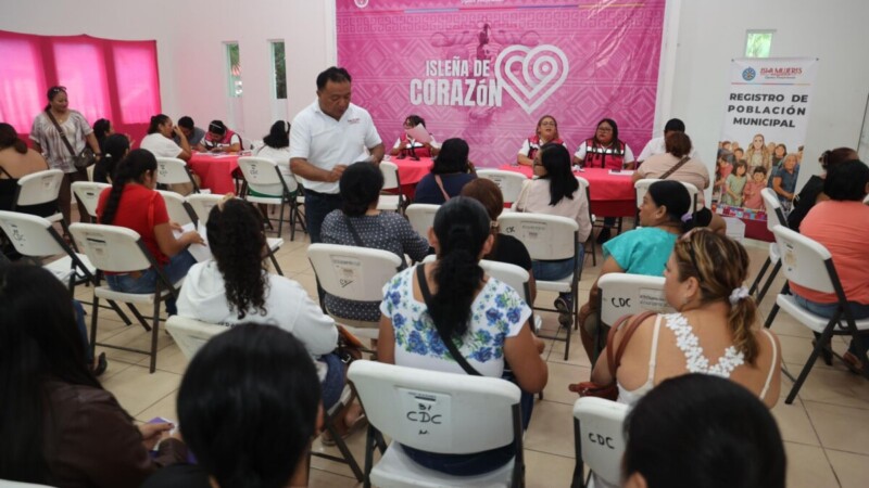 Gobierno de Atenea Gómez Ricalde inicia registro del programa 'Isleña de Corazón 2026'