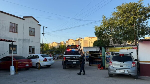 Balean a una tendera durante un asalto en Villas Otoch Paraíso en Cancún (VIDEO)