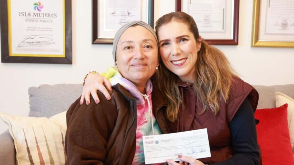 Atenea Gómez Ricalde entrega apoyos y atiende gestiones ciudadanas en el Miércoles con la Gente