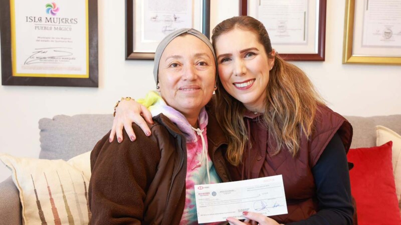 Atenea Gómez Ricalde entrega apoyos y atiende gestiones ciudadanas en el Miércoles con la Gente