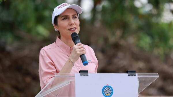Atenea Gómez Ricalde inicia una nueva obra en Costa Mujeres, el andador y ciclovía de Punta Sam