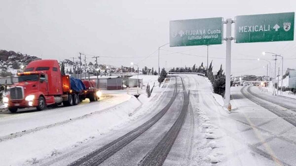Tercera tormenta invernal extiende alerta a México