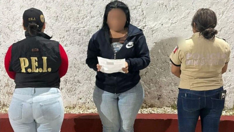 Detienen en Mérida a mujer por fraude en compra-venta de vehículos a través de Facebook Marketplace.