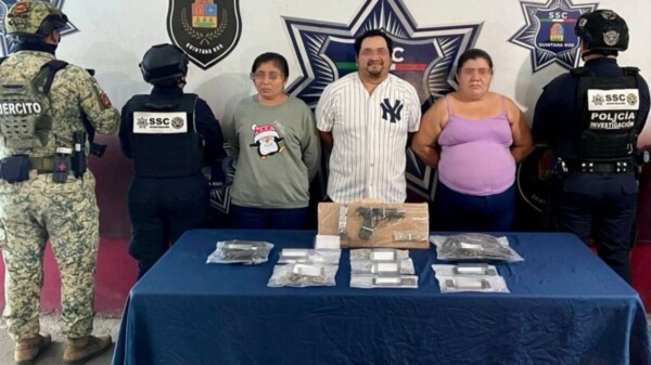Atrapan a tres narcomenudistas en la colonia Donceles de Cancún