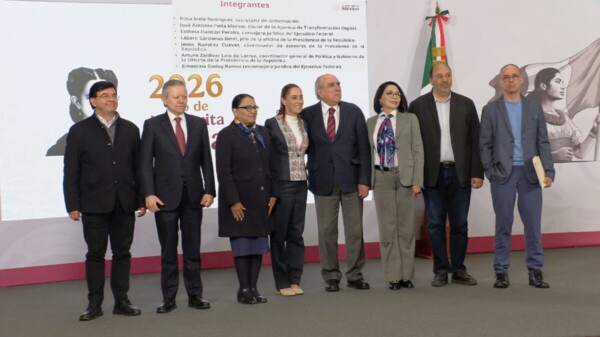 Presenta Sheinbaum la Reforma Electoral