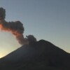 Emite ‘Don Goyo’ columna de ceniza de un kilómetro de altura