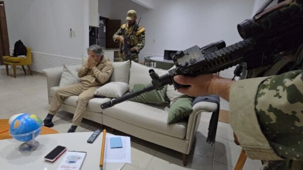 Comparece líder de ‘La Barredora’, Hernán Bermúdez, vía remota