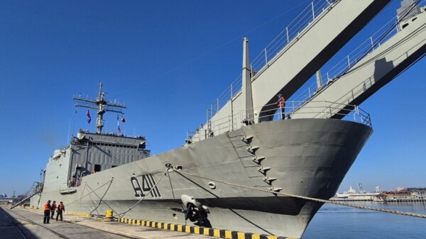 Llegan a Cuba dos barcos de México con ayuda humanitaria